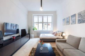 Old Town Square Luxury Apartment, Prague
